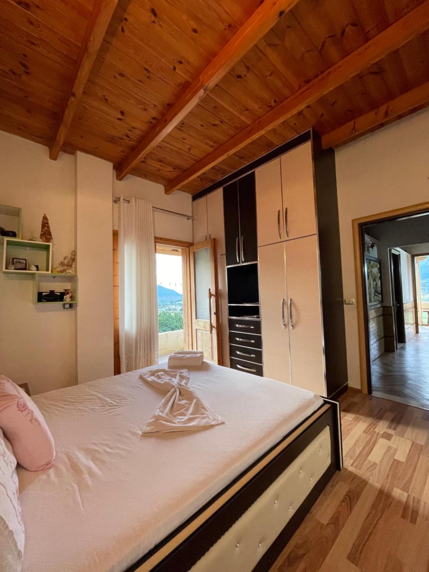Elsa'S Villa Gjirokastër Exterior foto
